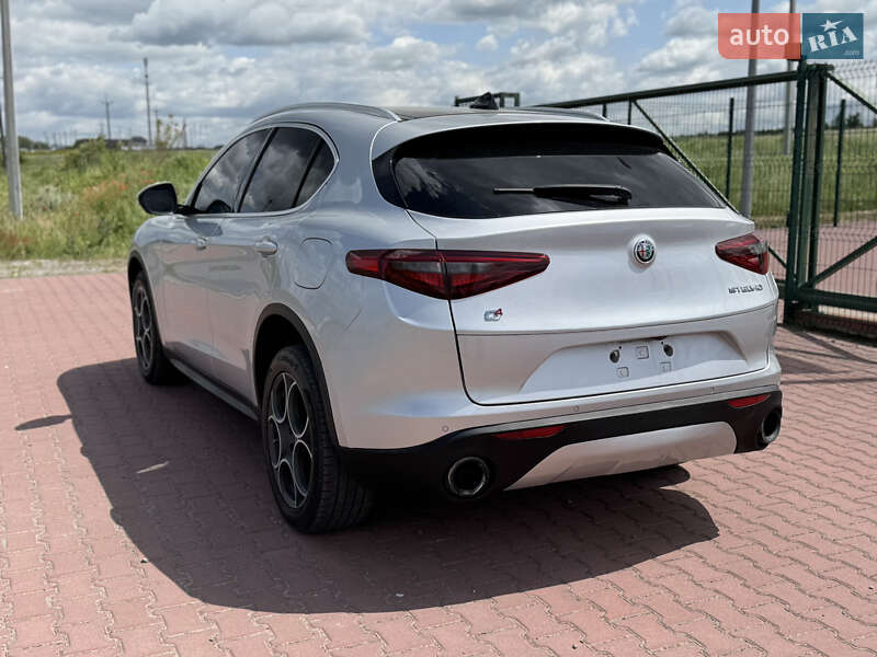 Внедорожник / Кроссовер Alfa Romeo Stelvio 2018 в Ровно фото 6 Внедорожник / Кроссовер Alfa Romeo Stelvio 2018 в Ровно