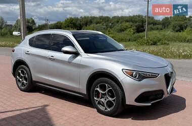 Внедорожник / Кроссовер Alfa Romeo Stelvio 2018 в 