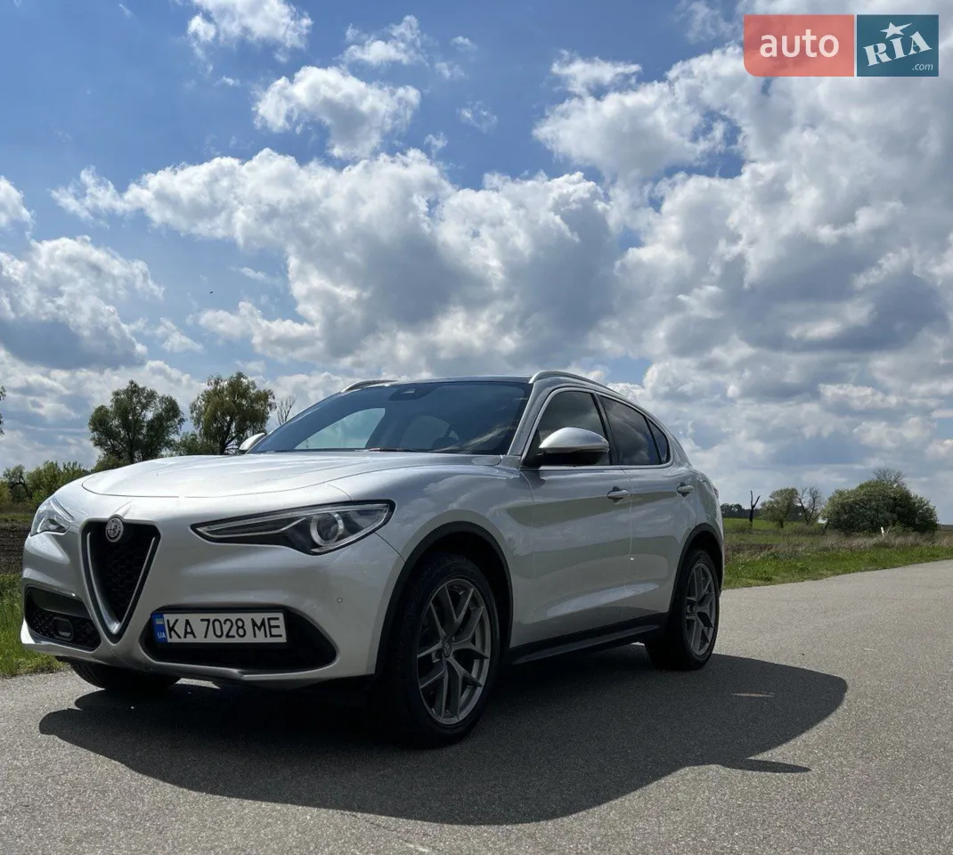 2018 Alfa Romeo Stelvio - мініатюра 12
