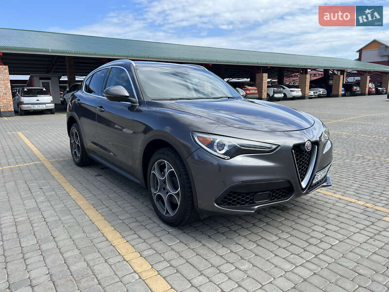 Внедорожник / Кроссовер Alfa Romeo Stelvio 2017 в Львове фото 3 Внедорожник / Кроссовер Alfa Romeo Stelvio 2017 в Львове