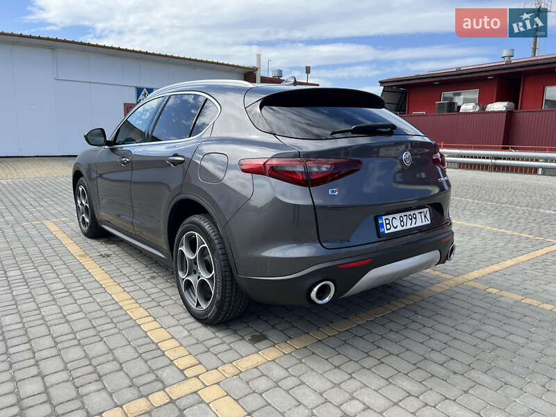 Внедорожник / Кроссовер Alfa Romeo Stelvio 2017 в Львове фото 7 Внедорожник / Кроссовер Alfa Romeo Stelvio 2017 в Львове