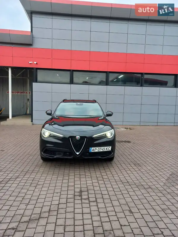 Alfa Romeo Stelvio 2022