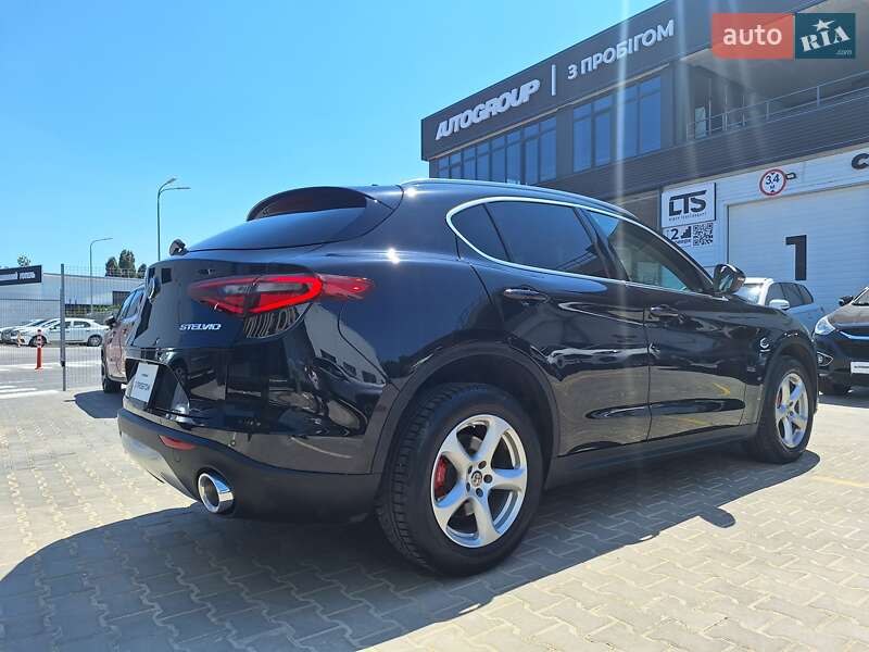 Внедорожник / Кроссовер Alfa Romeo Stelvio 2017 в Одессе