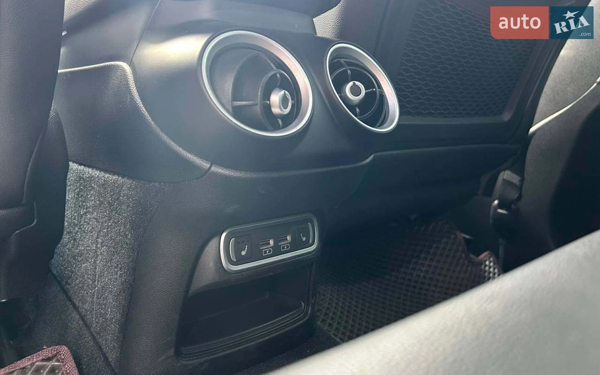 2021 Alfa Romeo Stelvio - мініатюра 22