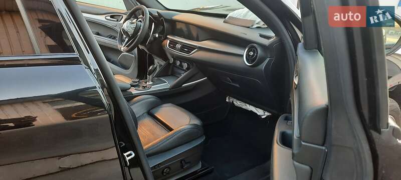 Внедорожник / Кроссовер Alfa Romeo Stelvio 2017 в Ровно