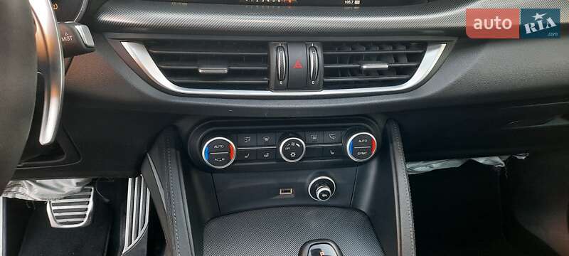 Внедорожник / Кроссовер Alfa Romeo Stelvio 2017 в Ровно