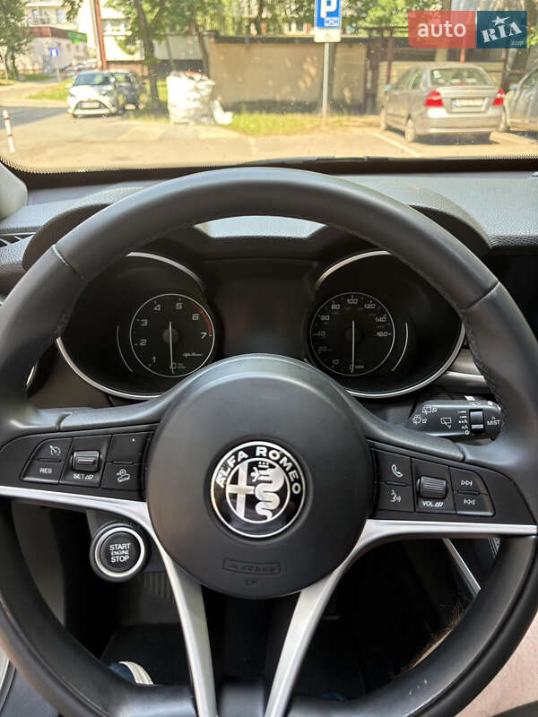 Позашляховик / Кросовер Alfa Romeo Stelvio 2017 в Львові