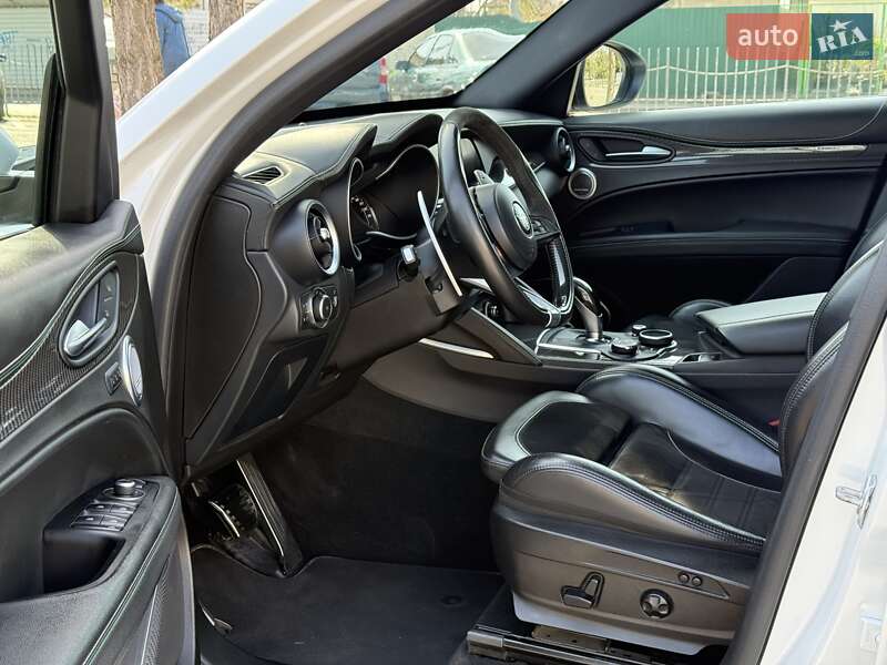 Внедорожник / Кроссовер Alfa Romeo Stelvio 2018 в Одессе