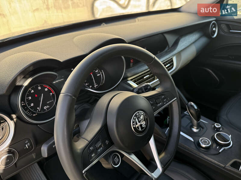 Внедорожник / Кроссовер Alfa Romeo Stelvio 2018 в Львове фото 31 Внедорожник / Кроссовер Alfa Romeo Stelvio 2018 в Львове