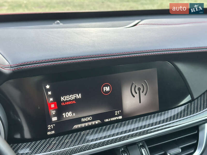 Позашляховик / Кросовер Alfa Romeo Stelvio 2018 в Києві