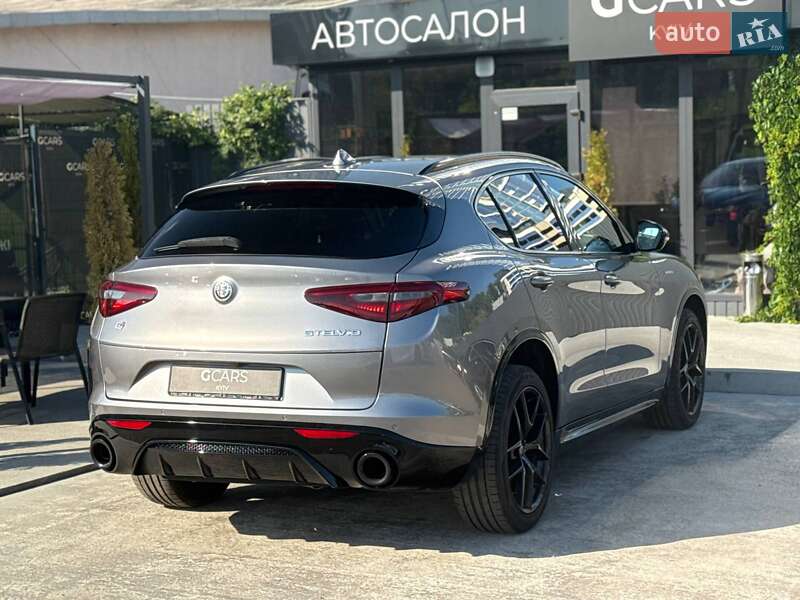 Внедорожник / Кроссовер Alfa Romeo Stelvio 2018 в Киеве фото 9 Внедорожник / Кроссовер Alfa Romeo Stelvio 2018 в Киеве