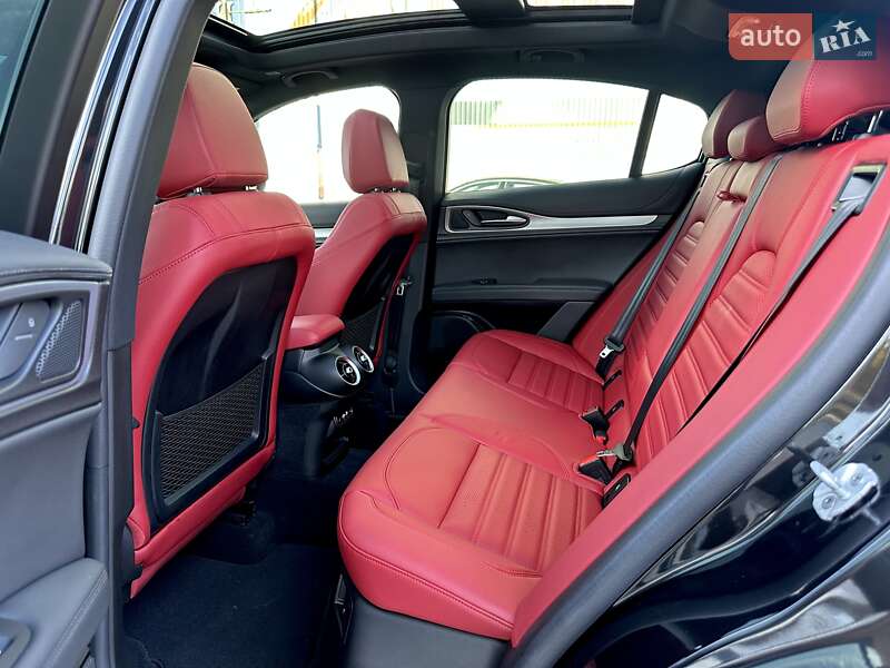 Внедорожник / Кроссовер Alfa Romeo Stelvio 2023 в Киеве