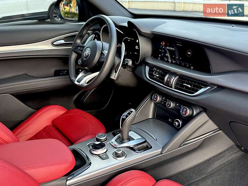 Внедорожник / Кроссовер Alfa Romeo Stelvio 2023 в Киеве