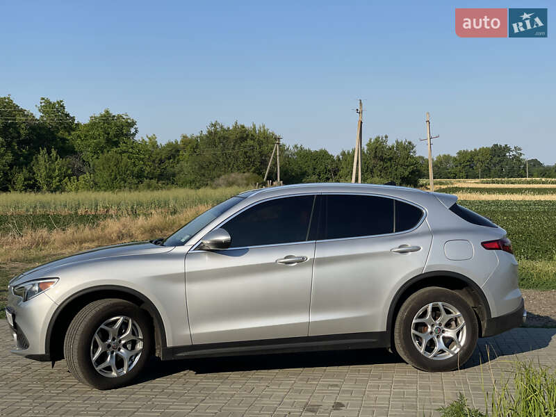 Внедорожник / Кроссовер Alfa Romeo Stelvio 2020 в Киеве