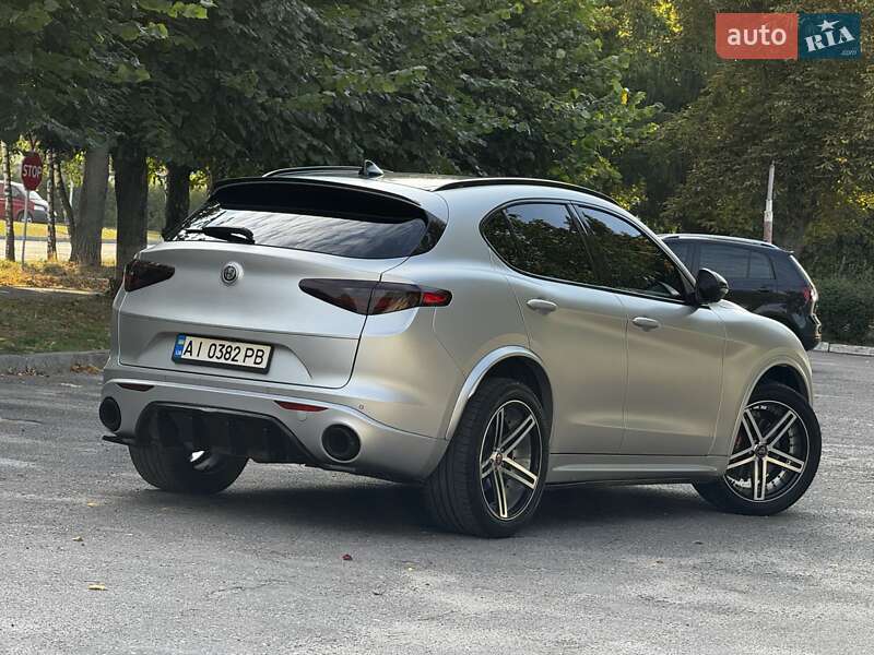 Внедорожник / Кроссовер Alfa Romeo Stelvio 2018 в Киеве