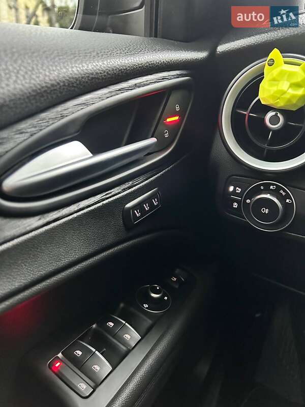 Внедорожник / Кроссовер Alfa Romeo Stelvio 2021 в Львове