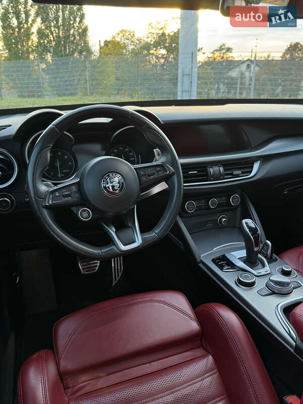 Позашляховик / Кросовер Alfa Romeo Stelvio 2021 в Харкові
