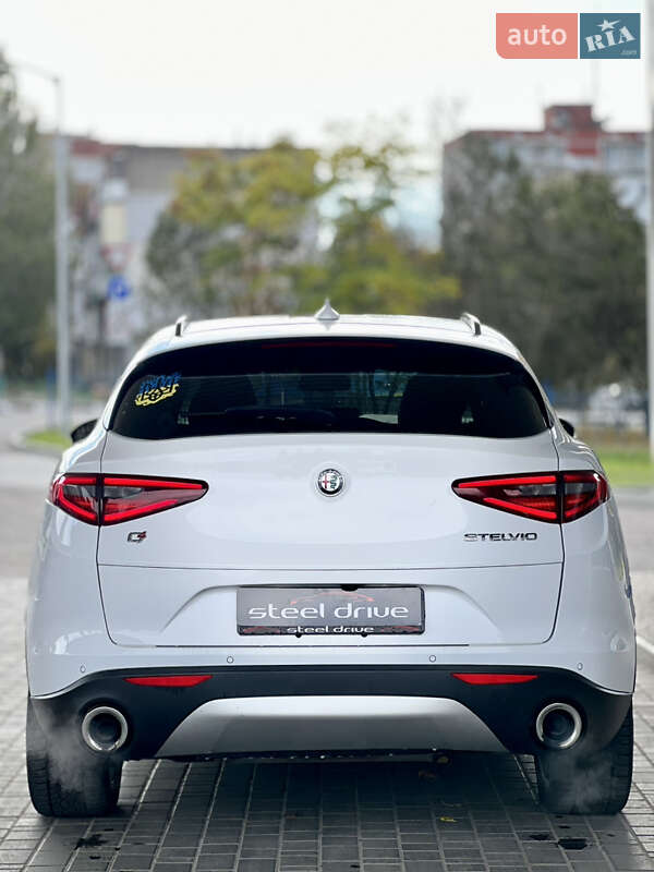 Позашляховик / Кросовер Alfa Romeo Stelvio 2018 в Миколаєві