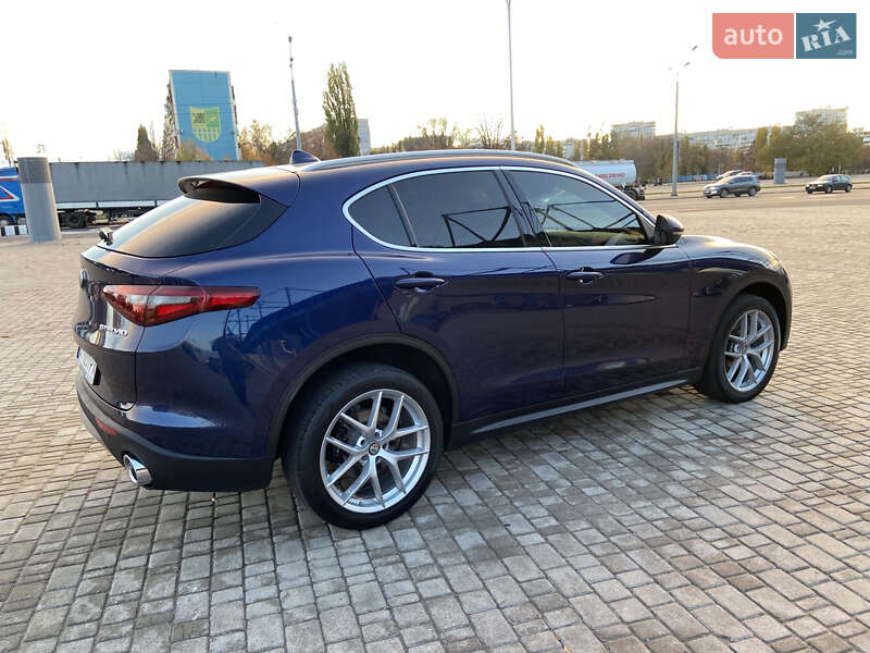 Внедорожник / Кроссовер Alfa Romeo Stelvio 2017 в Харькове фото 9 Внедорожник / Кроссовер Alfa Romeo Stelvio 2017 в Харькове