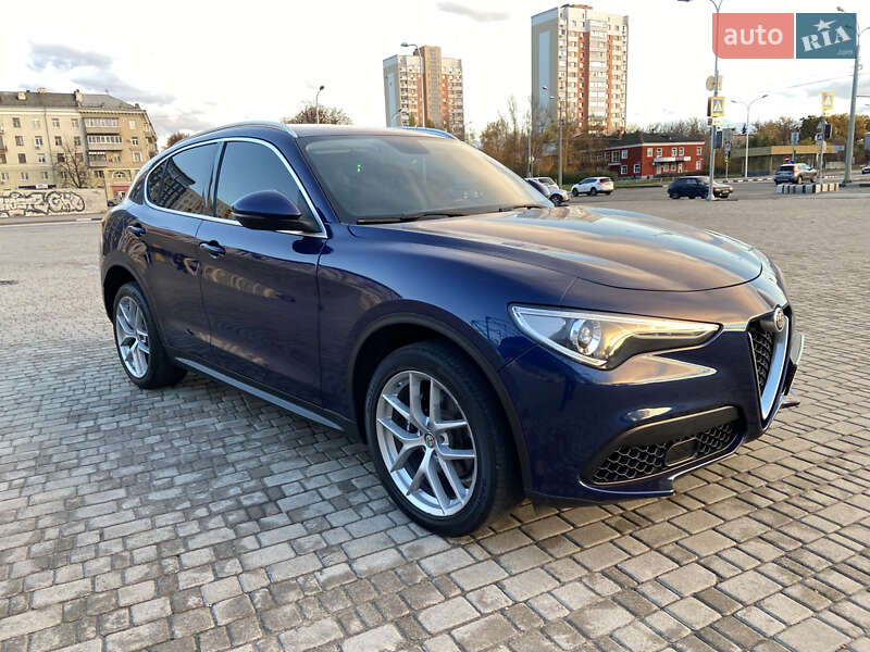 Внедорожник / Кроссовер Alfa Romeo Stelvio 2017 в Харькове фото 11 Внедорожник / Кроссовер Alfa Romeo Stelvio 2017 в Харькове