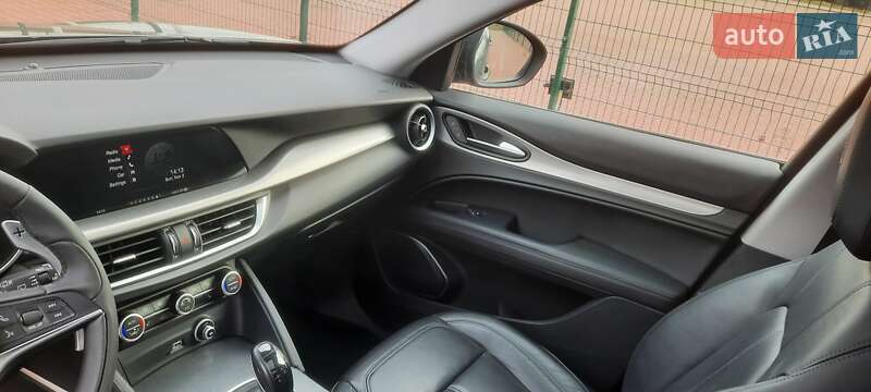 Внедорожник / Кроссовер Alfa Romeo Stelvio 2019 в Ровно фото 49 Внедорожник / Кроссовер Alfa Romeo Stelvio 2019 в Ровно