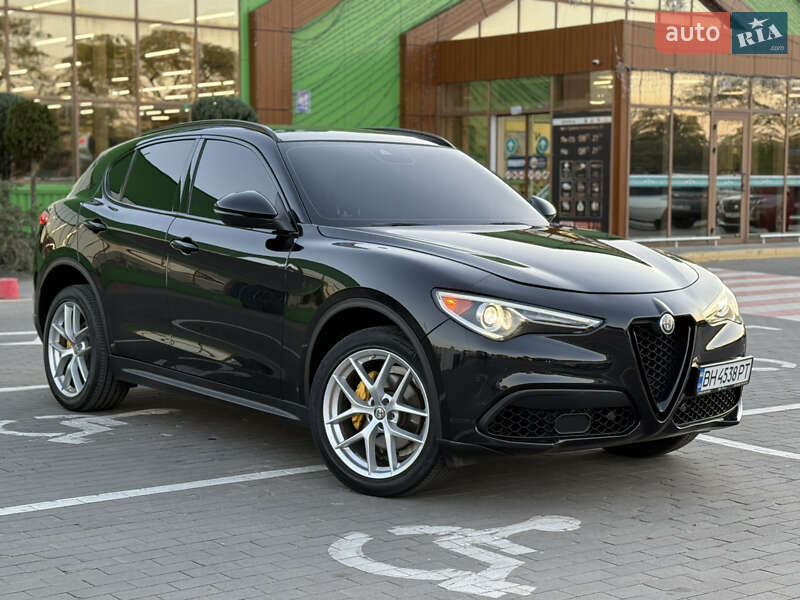 Позашляховик / Кросовер Alfa Romeo Stelvio 2017 в Одесі фото 9 Позашляховик / Кросовер Alfa Romeo Stelvio 2017 в Одесі