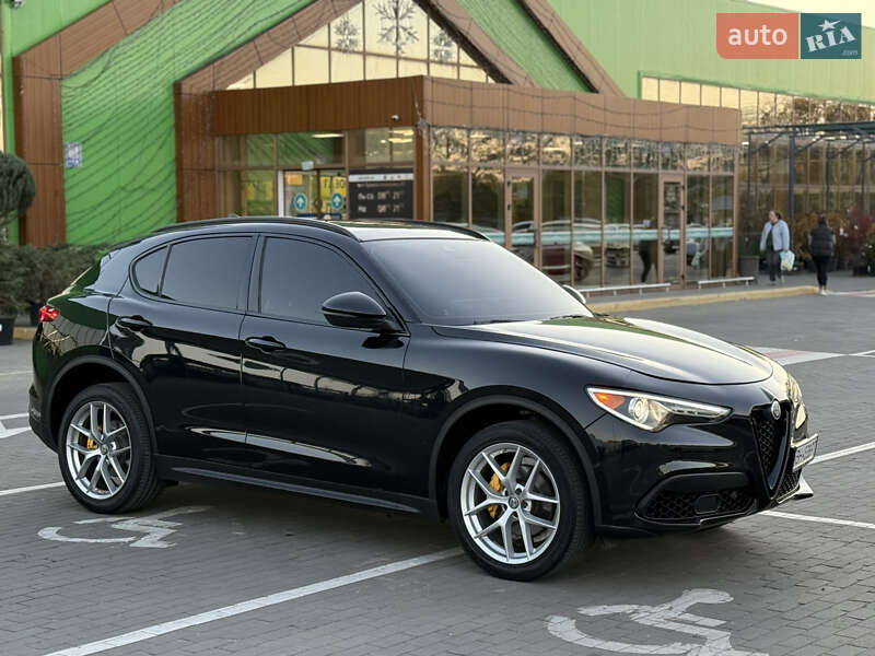 Позашляховик / Кросовер Alfa Romeo Stelvio 2017 в Одесі фото 7 Позашляховик / Кросовер Alfa Romeo Stelvio 2017 в Одесі