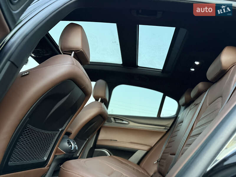 Позашляховик / Кросовер Alfa Romeo Stelvio 2017 в Одесі фото 22 Позашляховик / Кросовер Alfa Romeo Stelvio 2017 в Одесі