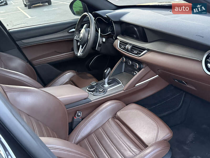 Позашляховик / Кросовер Alfa Romeo Stelvio 2017 в Одесі фото 24 Позашляховик / Кросовер Alfa Romeo Stelvio 2017 в Одесі