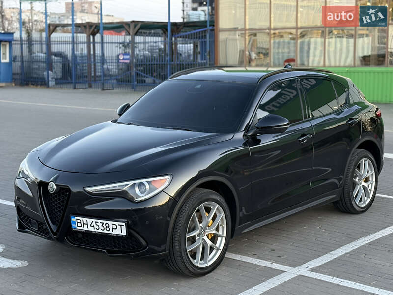 Позашляховик / Кросовер Alfa Romeo Stelvio 2017 в Одесі фото 39 Позашляховик / Кросовер Alfa Romeo Stelvio 2017 в Одесі