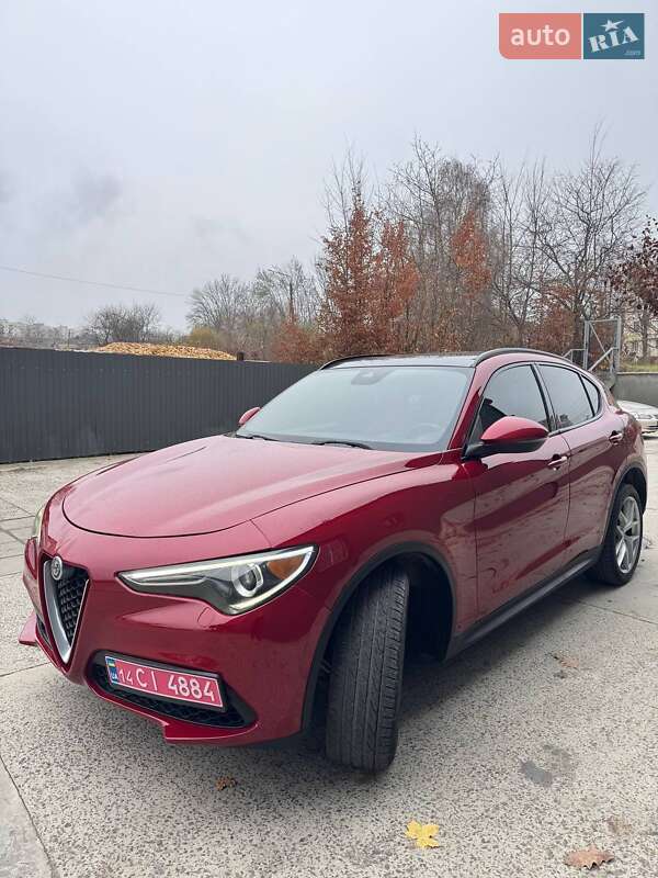 Внедорожник / Кроссовер Alfa Romeo Stelvio 2017 в Дрогобыче фото 4 Внедорожник / Кроссовер Alfa Romeo Stelvio 2017 в Дрогобыче