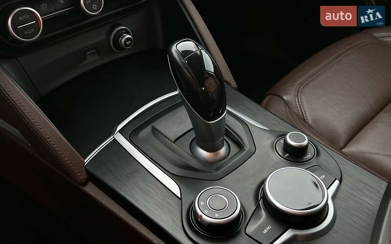 Внедорожник / Кроссовер Alfa Romeo Stelvio 2017 в Коломые фото 16 Внедорожник / Кроссовер Alfa Romeo Stelvio 2017 в Коломые