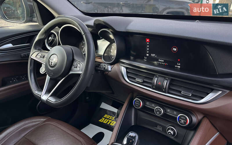 Внедорожник / Кроссовер Alfa Romeo Stelvio 2017 в Коломые фото 19 Внедорожник / Кроссовер Alfa Romeo Stelvio 2017 в Коломые