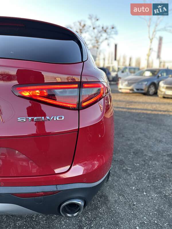 Внедорожник / Кроссовер Alfa Romeo Stelvio 2018 в Белогородке