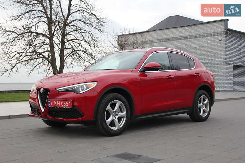 Позашляховик / Кросовер Alfa Romeo Stelvio 2018 в Світловодську