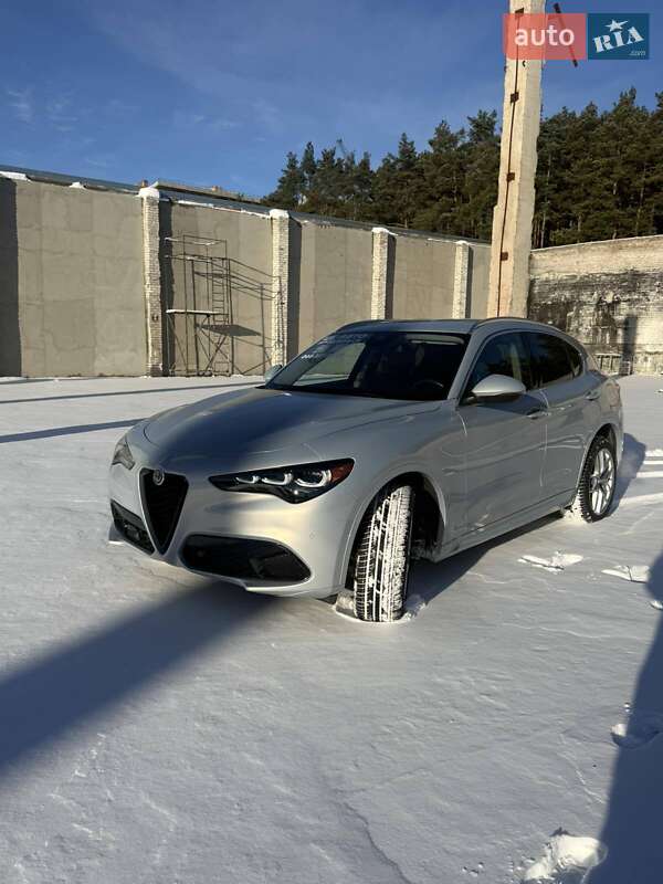 Внедорожник / Кроссовер Alfa Romeo Stelvio 2020 в Киеве