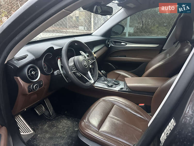 Внедорожник / Кроссовер Alfa Romeo Stelvio 2017 в Ивано-Франковске