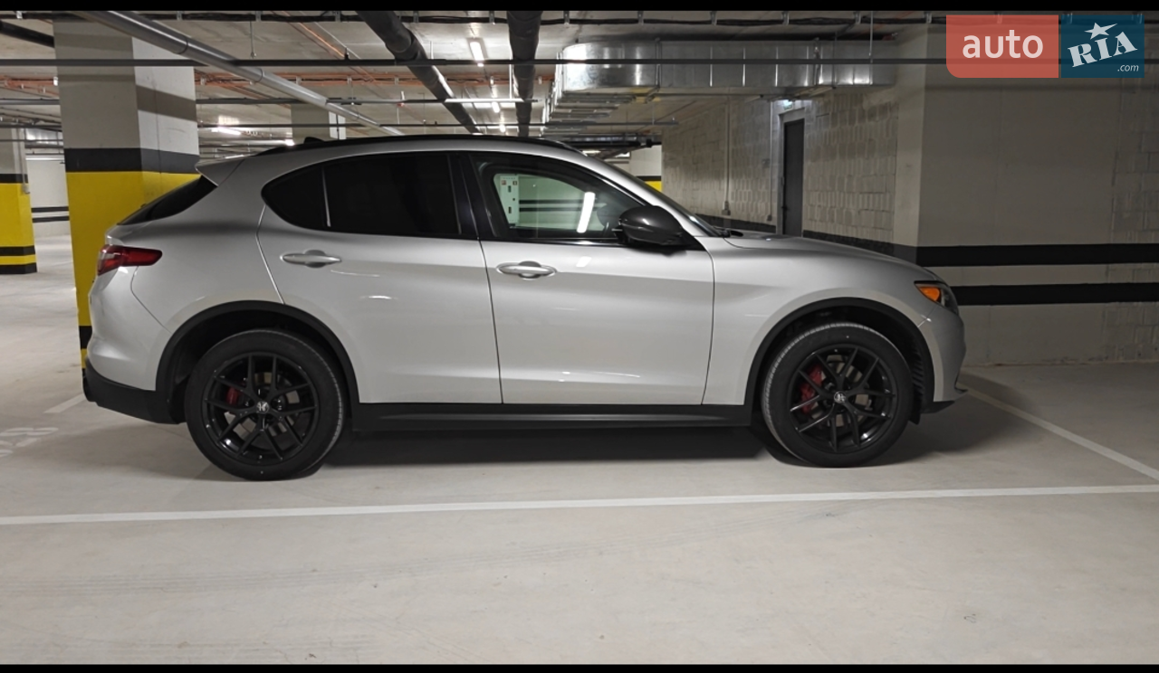 2019 Alfa Romeo Stelvio - мініатюра 23