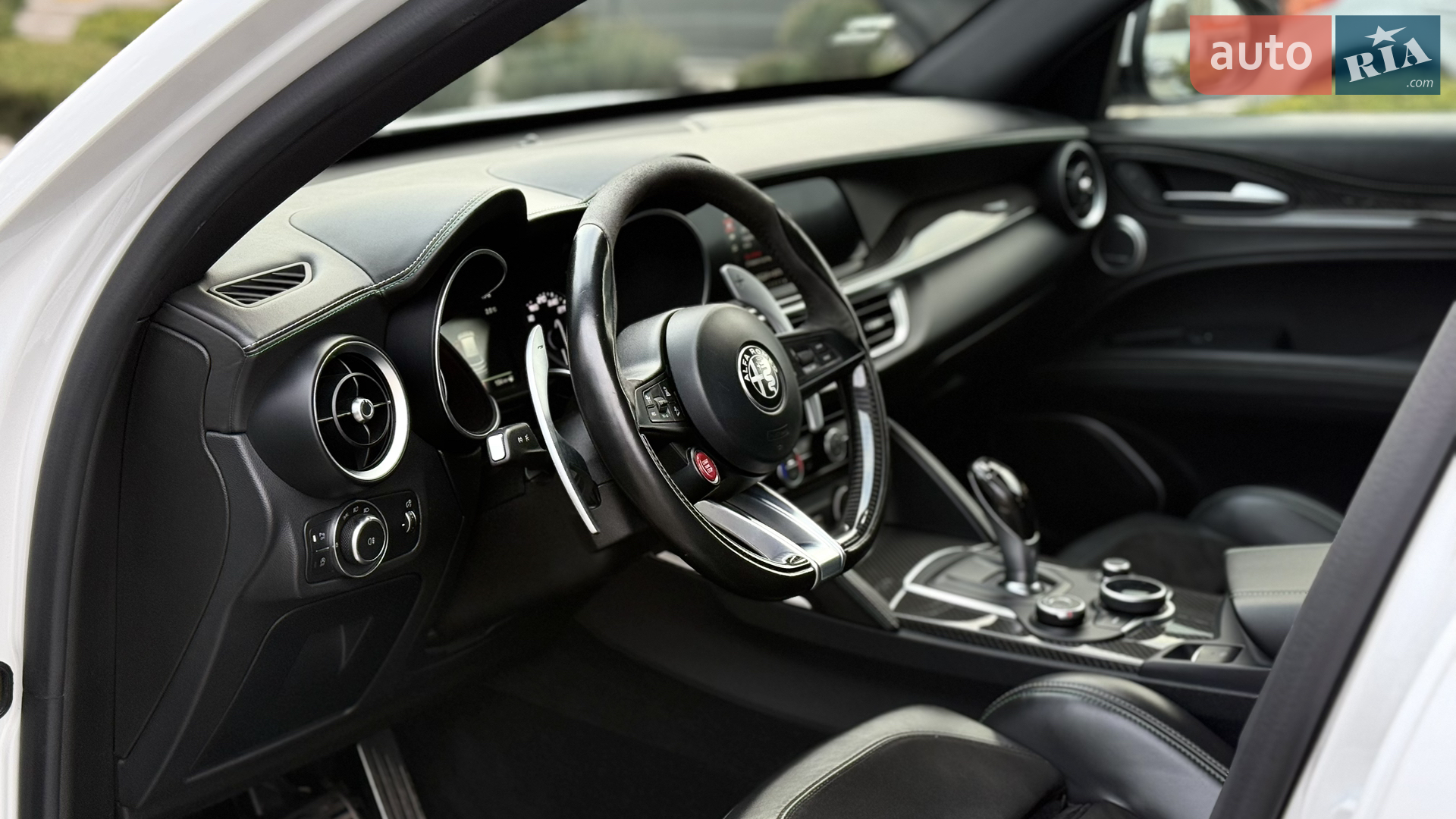 2018 Alfa Romeo Stelvio - мініатюра 19