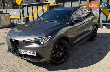 Внедорожник / Кроссовер Alfa Romeo Stelvio 2017 в Харькове