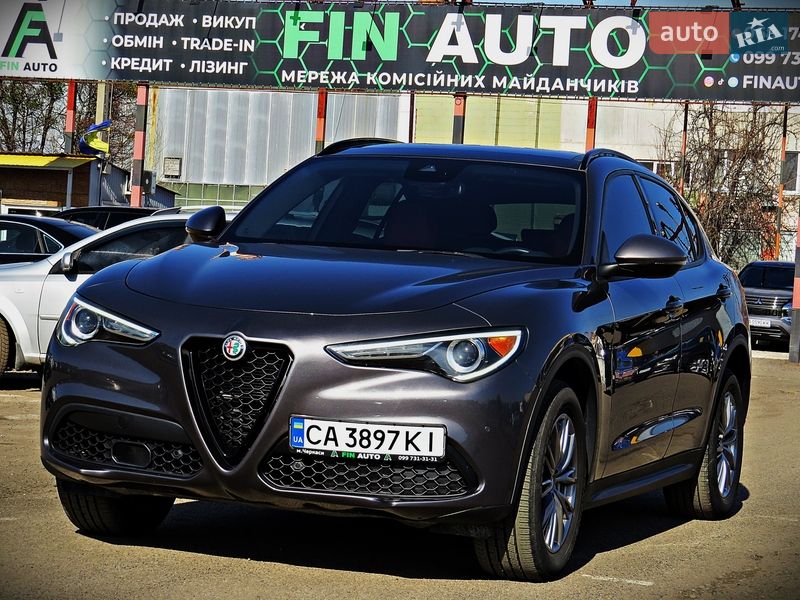 Alfa Romeo Stelvio 2021