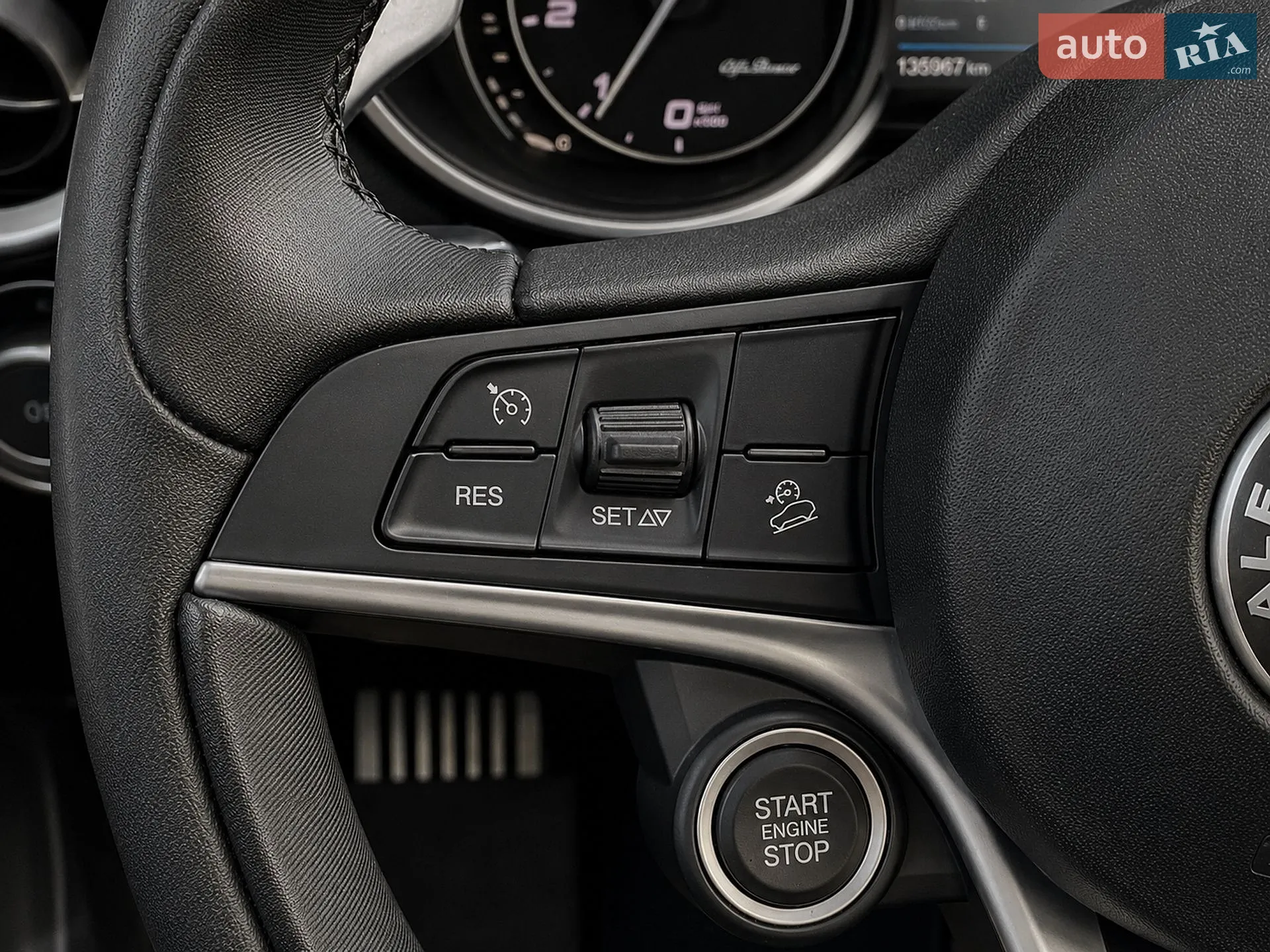 2019 Alfa Romeo Stelvio - мініатюра 12