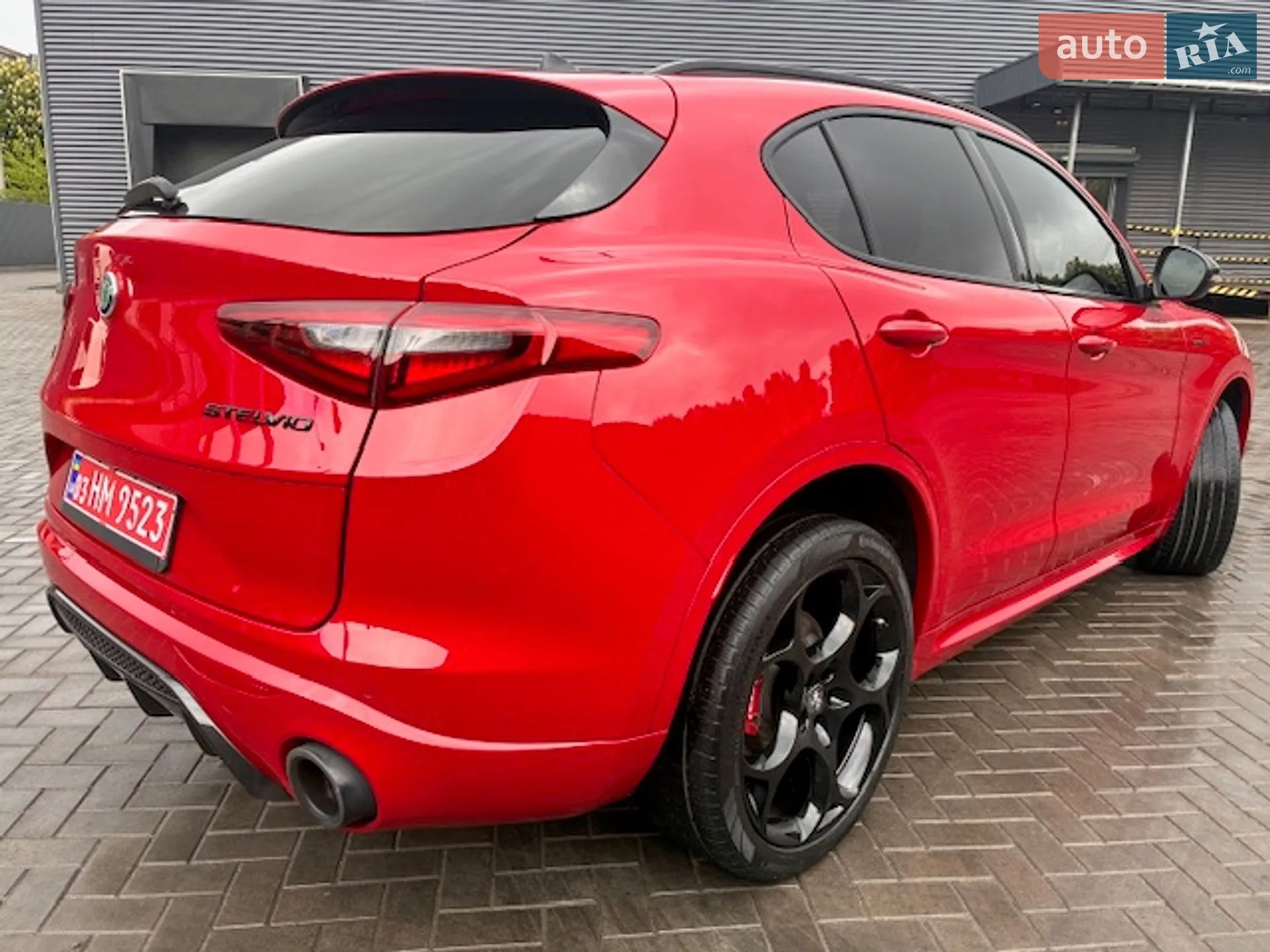 2022 Alfa Romeo Stelvio - мініатюра 11
