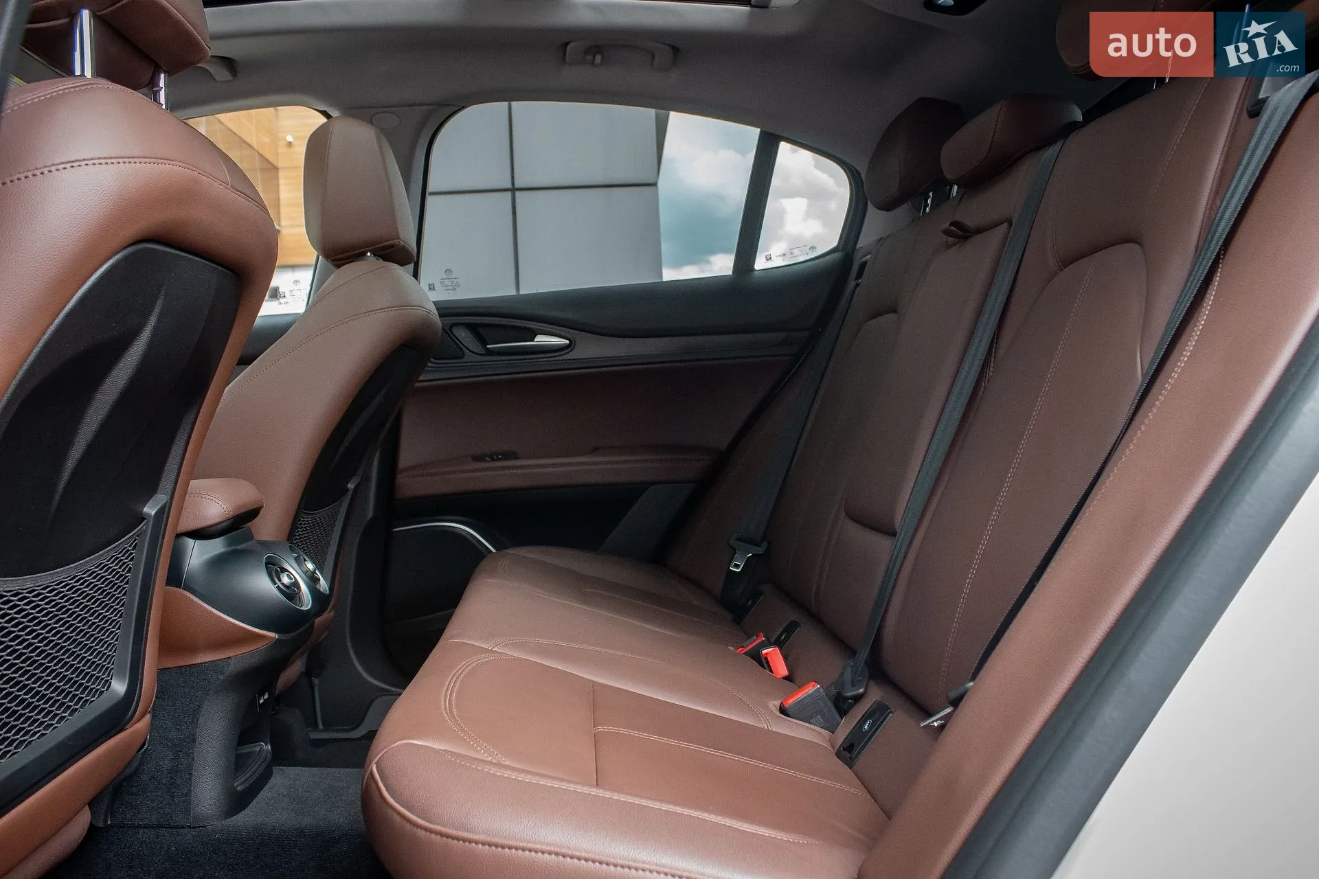 2021 Alfa Romeo Stelvio - мініатюра 12