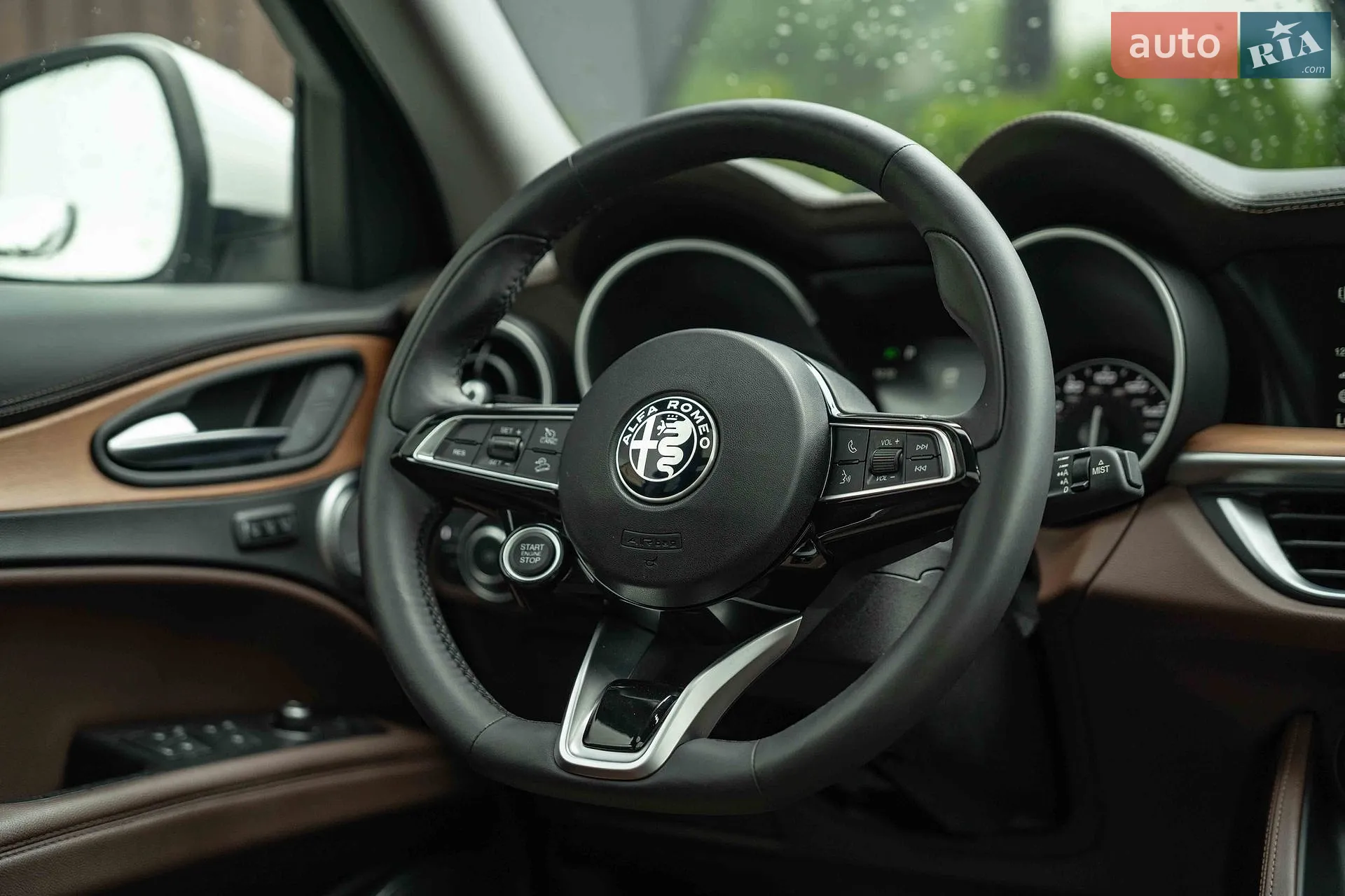 2020 Alfa Romeo Stelvio - мініатюра 30