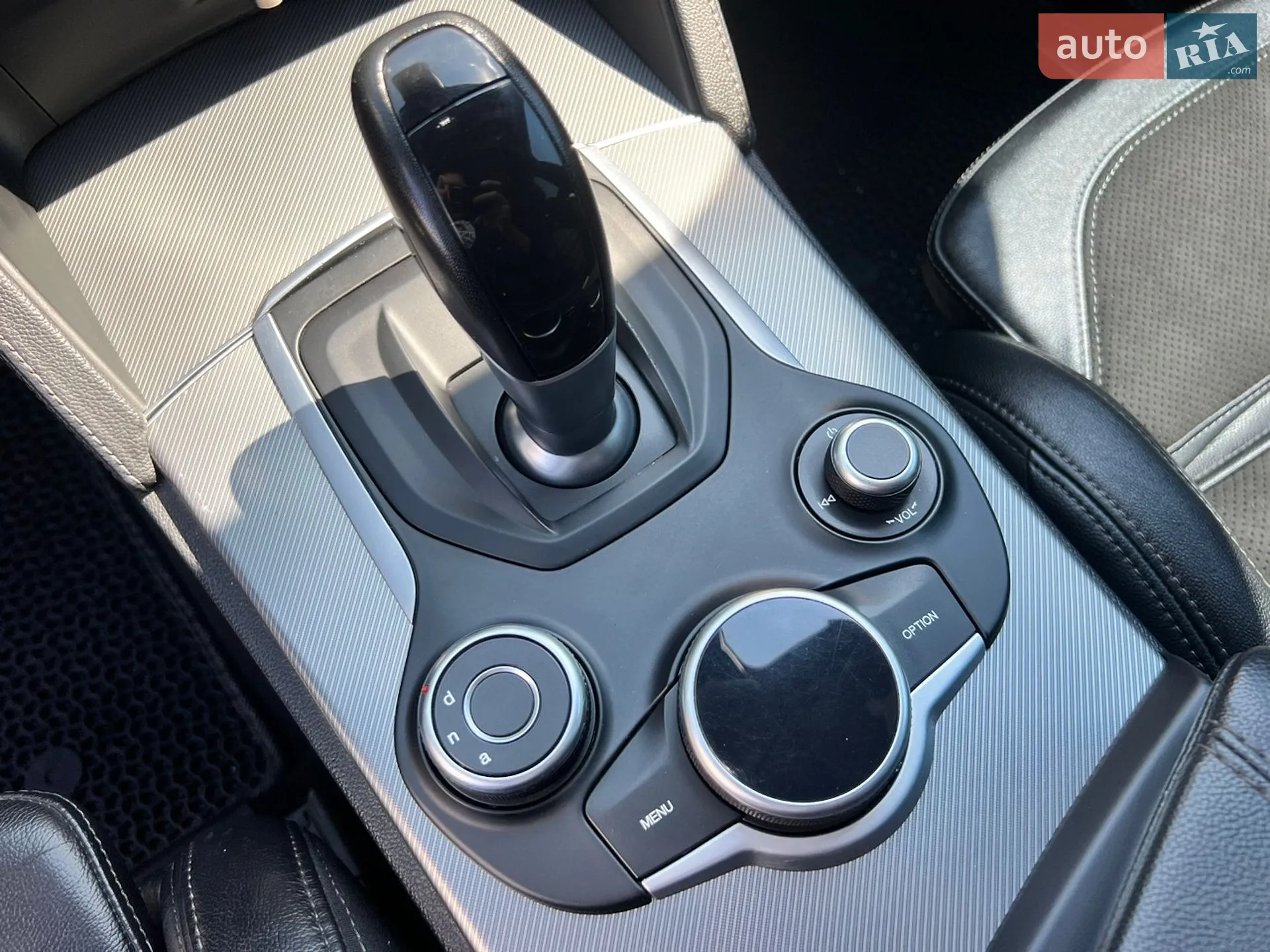 2017 Alfa Romeo Stelvio - мініатюра 17