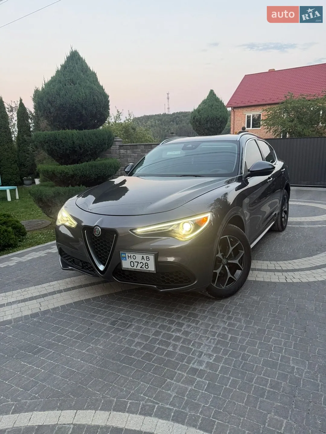2020 Alfa Romeo Stelvio - мініатюра 2