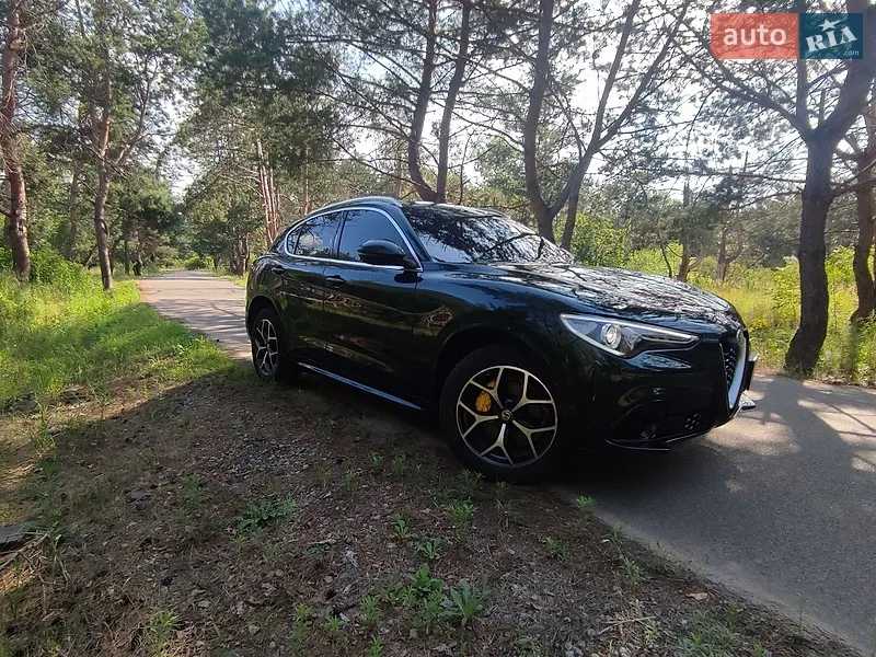 Alfa Romeo Stelvio 2020