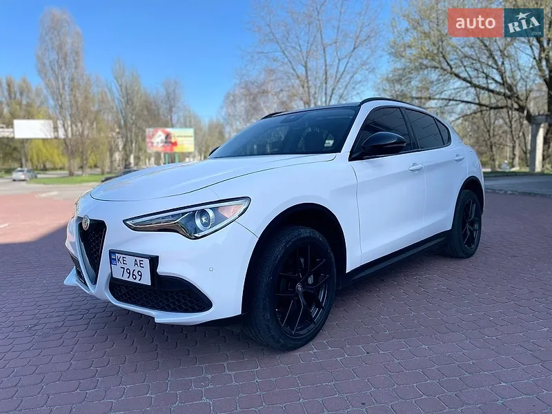 Alfa Romeo Stelvio 2020