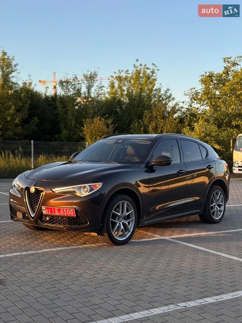 2017 Alfa Romeo Stelvio - мініатюра 2